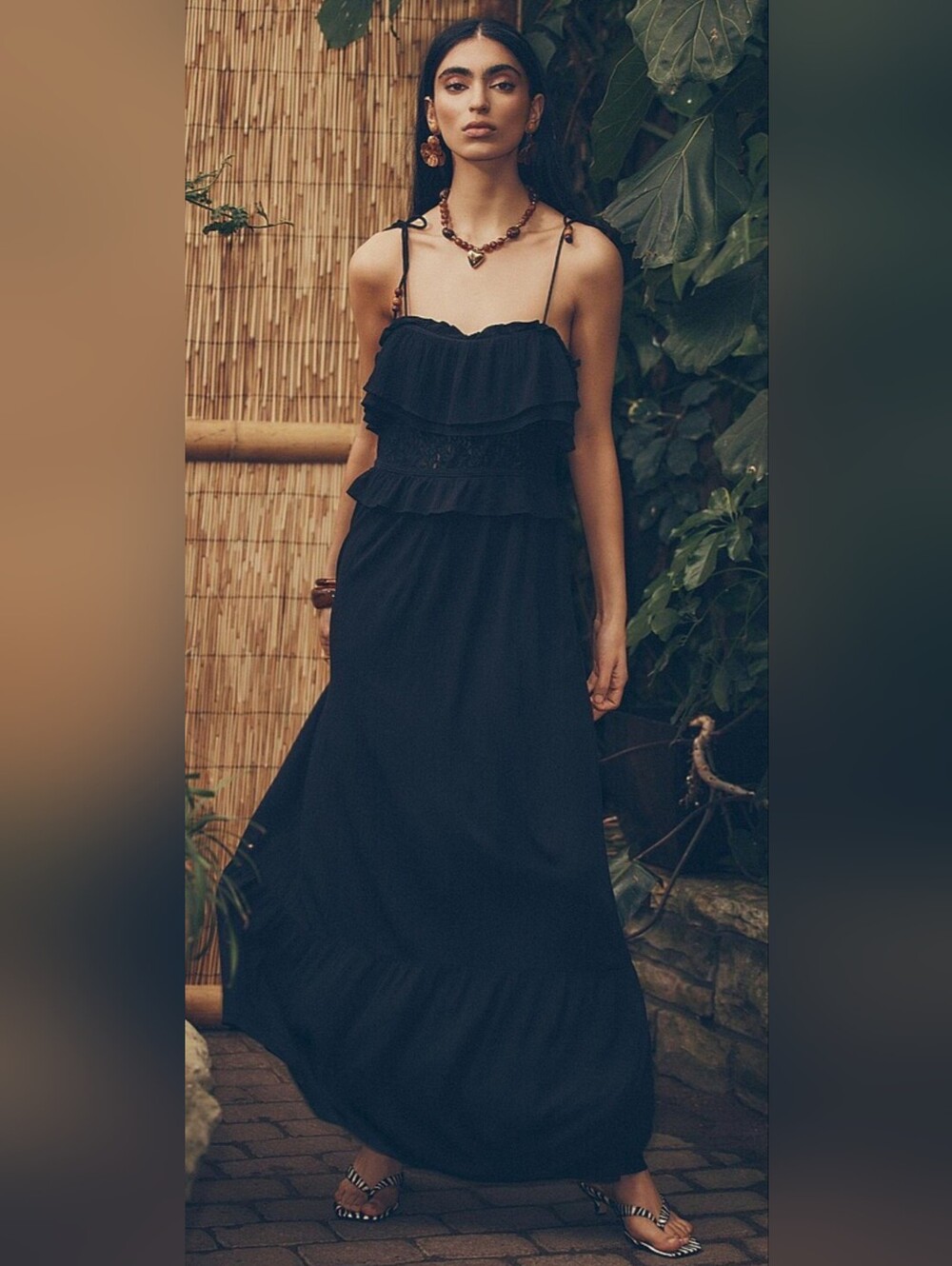 Simmons Crinkled-texture tie-strap ruffled maxi dress - Size L